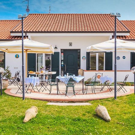 Villa Maredona Ascea Eksteriør billede