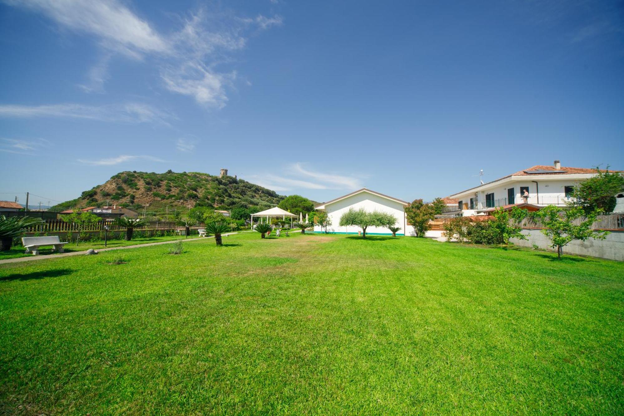 Villa Maredona Ascea Eksteriør billede