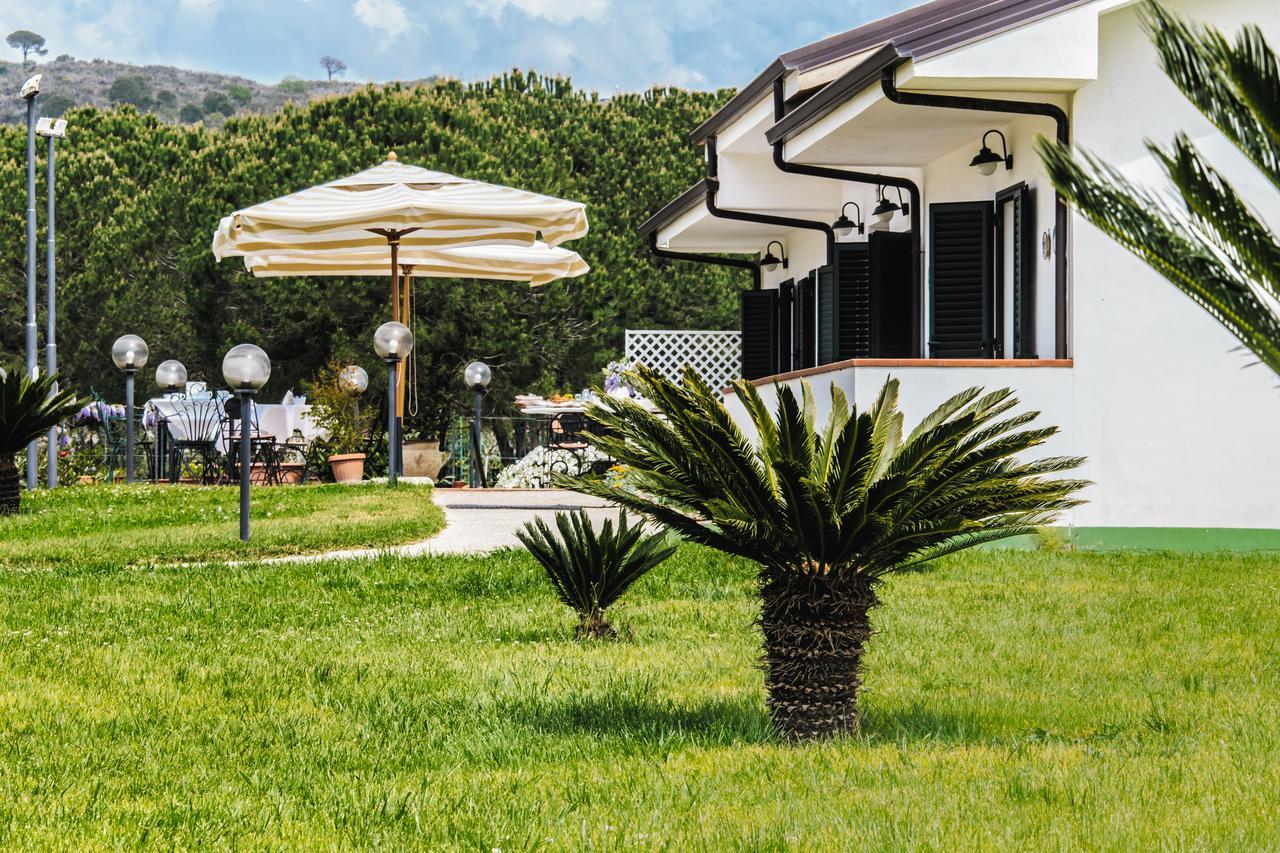 Villa Maredona Ascea Eksteriør billede